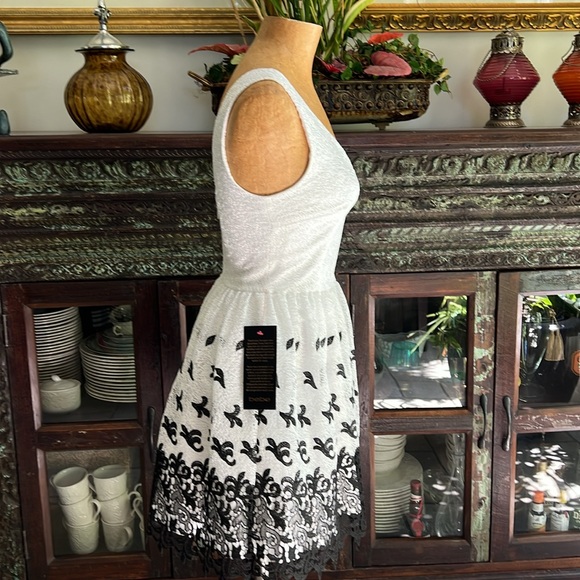 Bebe Formal Dress - Picture 7 of 12